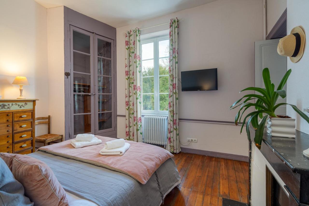 H De Surgeres Bed and Breakfast Buitenkant foto